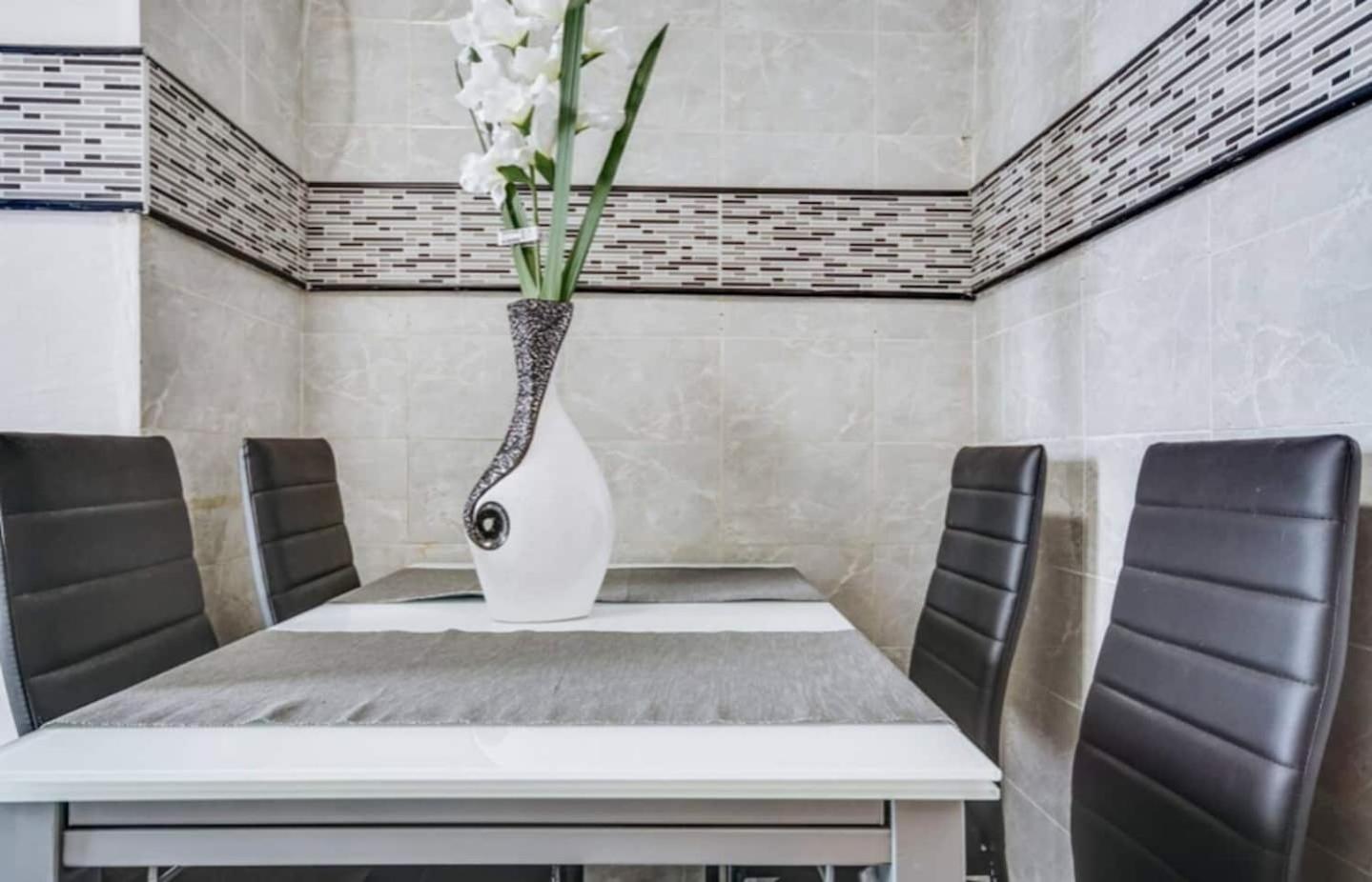 3 Bedroom Apartment In Baixa With River View Lisboa Exterior foto